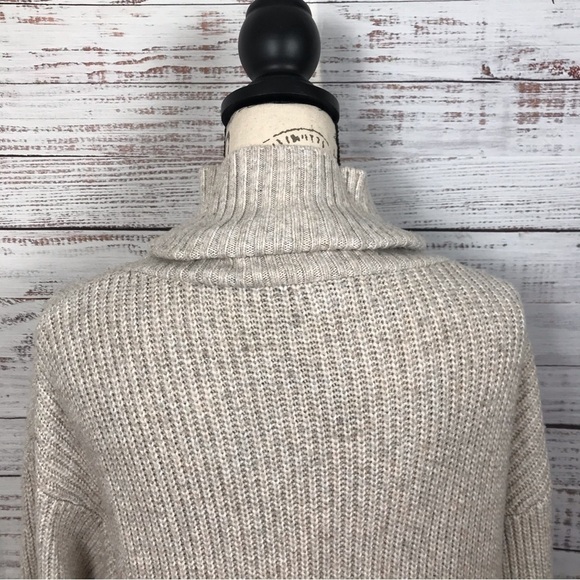 Cupcakes and Cashmere half zip cowl neck knit long sleeve popover sweater - Picture 4 of 8